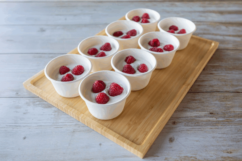 8 Entremets chocolat blanc et framboise