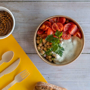 Lunchbox salade de pois chiche, crudités, sauce au yaourt et persil – Image 2