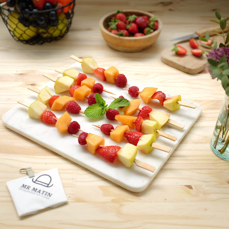 30 Brochettes de fruits frais
